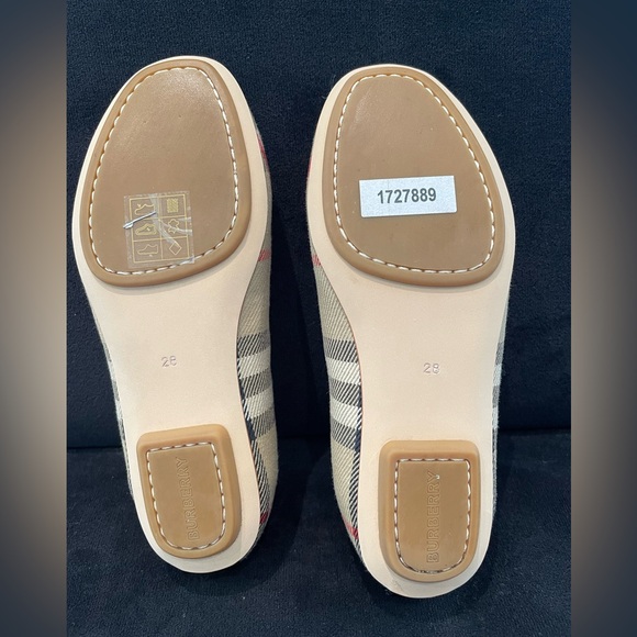 Burberry Kids Mini Grace CHK (Toddler/Little Kid) SIZE 28 EU sizing, NEW - Picture 2 of 4